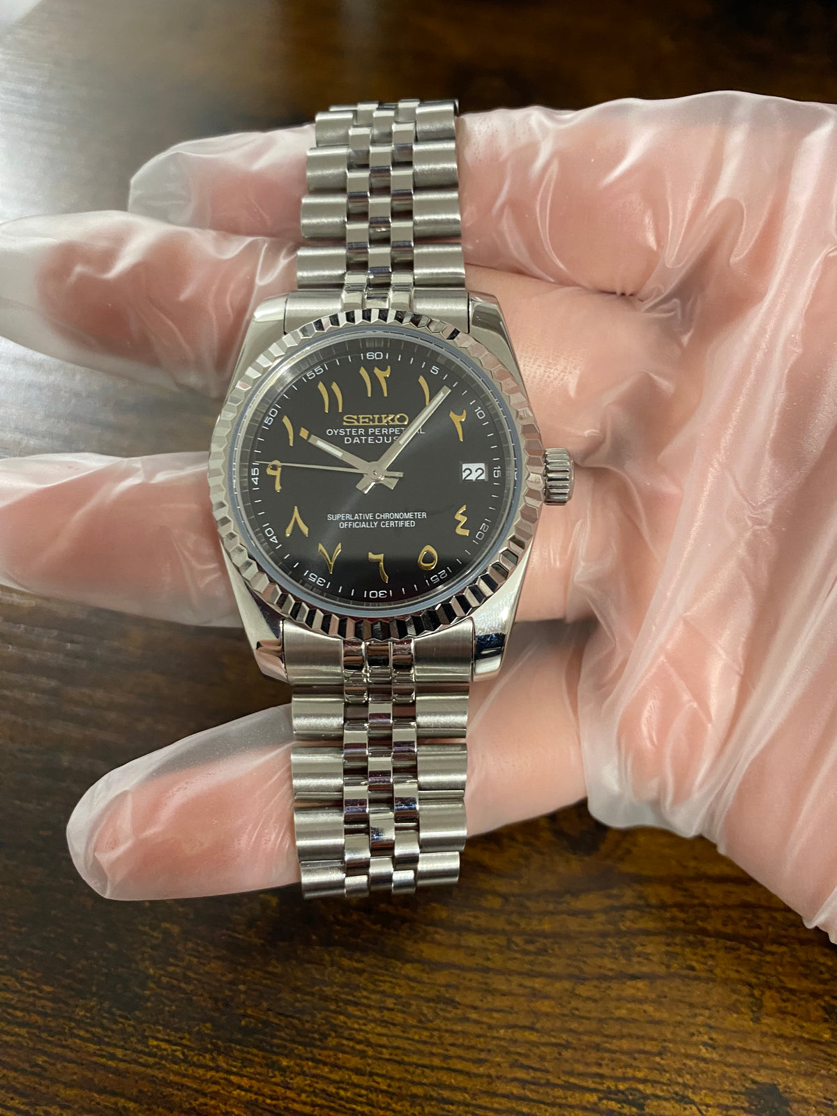 Montre Automatique — Cadran Noir Soleillé & Chiffres arabiques