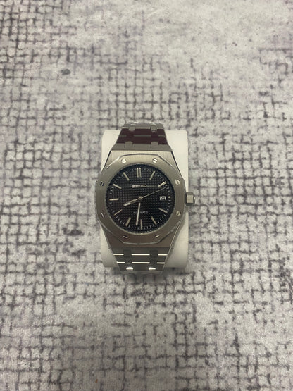Montre Automatique — Boîtier Octogonal & Cadran Tapisserie Noir