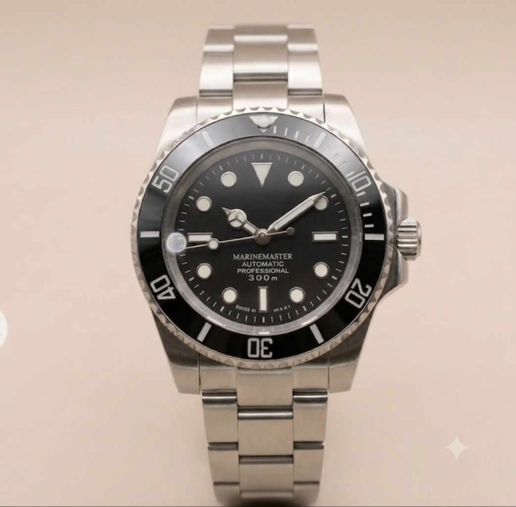 Montre de Plongée — Cadran Noir & Lunette Céramique