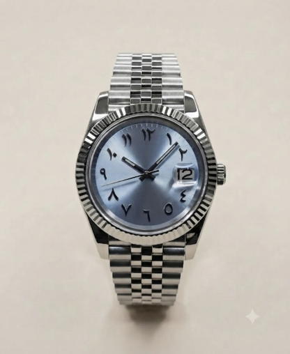 Montre Automatique — Cadran Bleu Glacé & Chiffres Arabiques