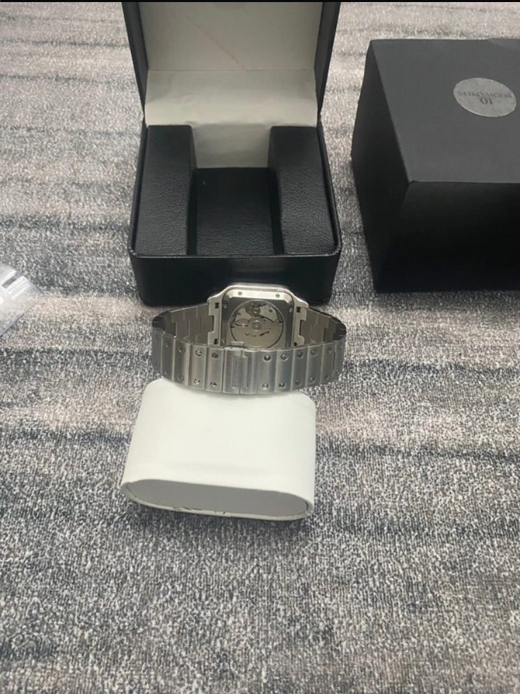 Montre Automatique — Boîtier Carré & Cadran Noir Intense